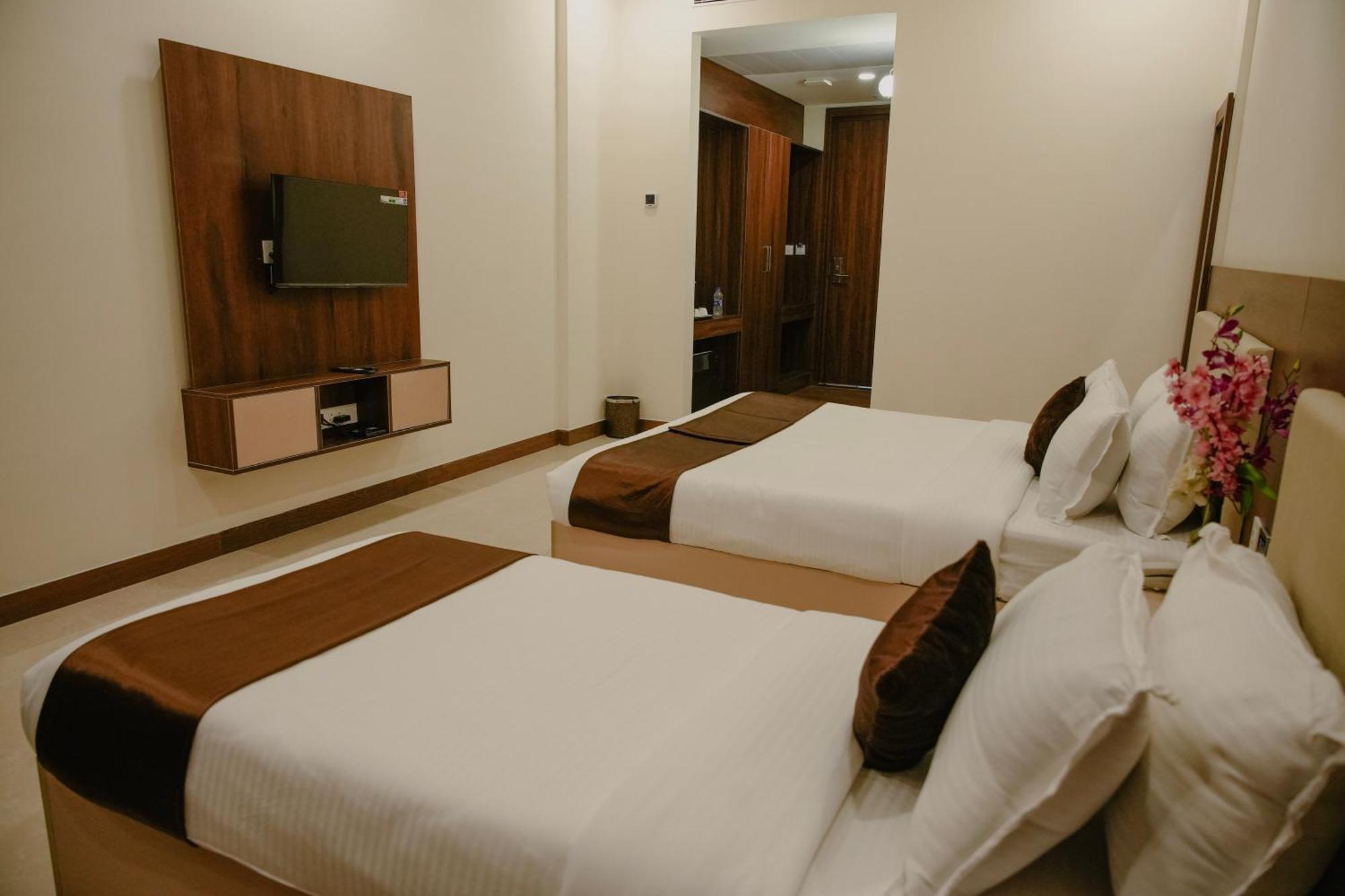 Hotel The King'S Meadows Golhalli Exteriér fotografie